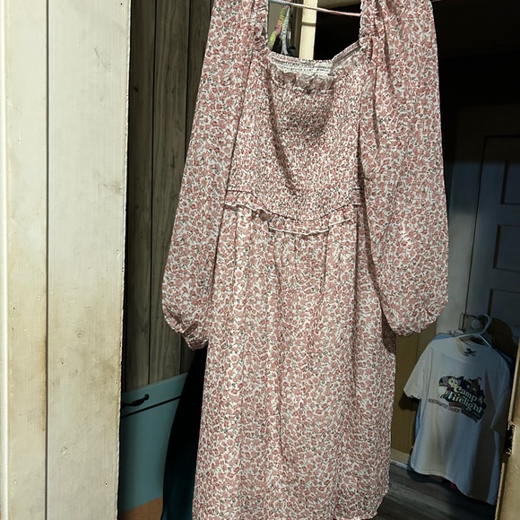 Chic Soul Dresses & Skirts - Floral Pink Long Sleeve Dress